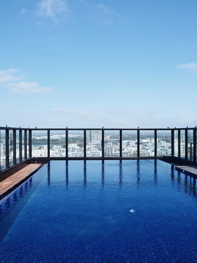 Wentworth Point Oversized Balcony View Apartment 시드니 외부 사진