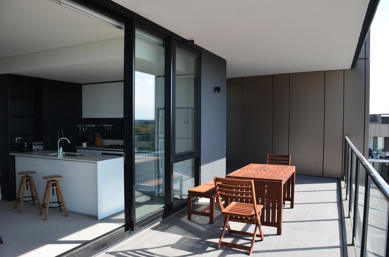 Wentworth Point Oversized Balcony View Apartment 시드니 외부 사진